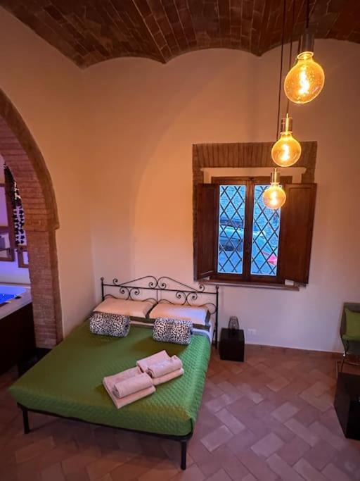 Relax Nella Jacuzzi In Toscana Colle di Val d'Elsa Exterior foto